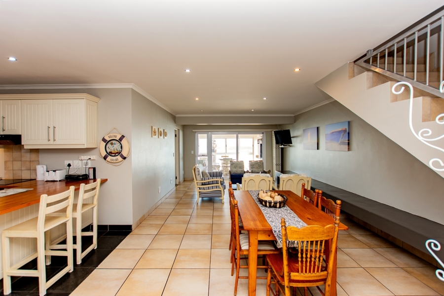 9 Bedroom Property for Sale in Shelley Point Western Cape